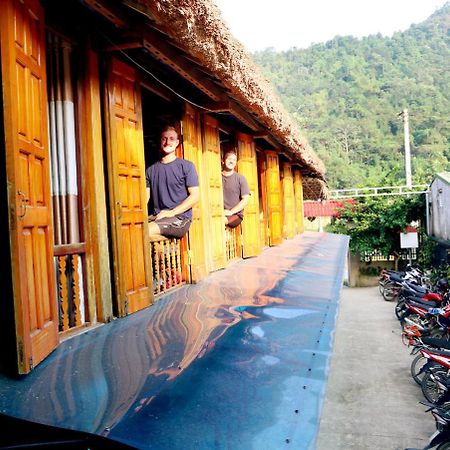 Ngoc Son Home Stay Хазянг Экстерьер фото