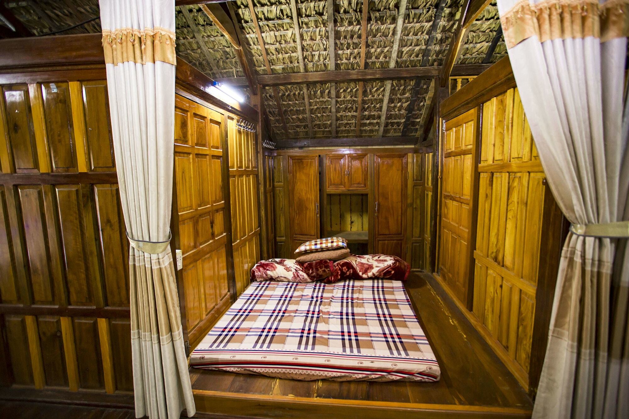 Ngoc Son Home Stay Хазянг Экстерьер фото
